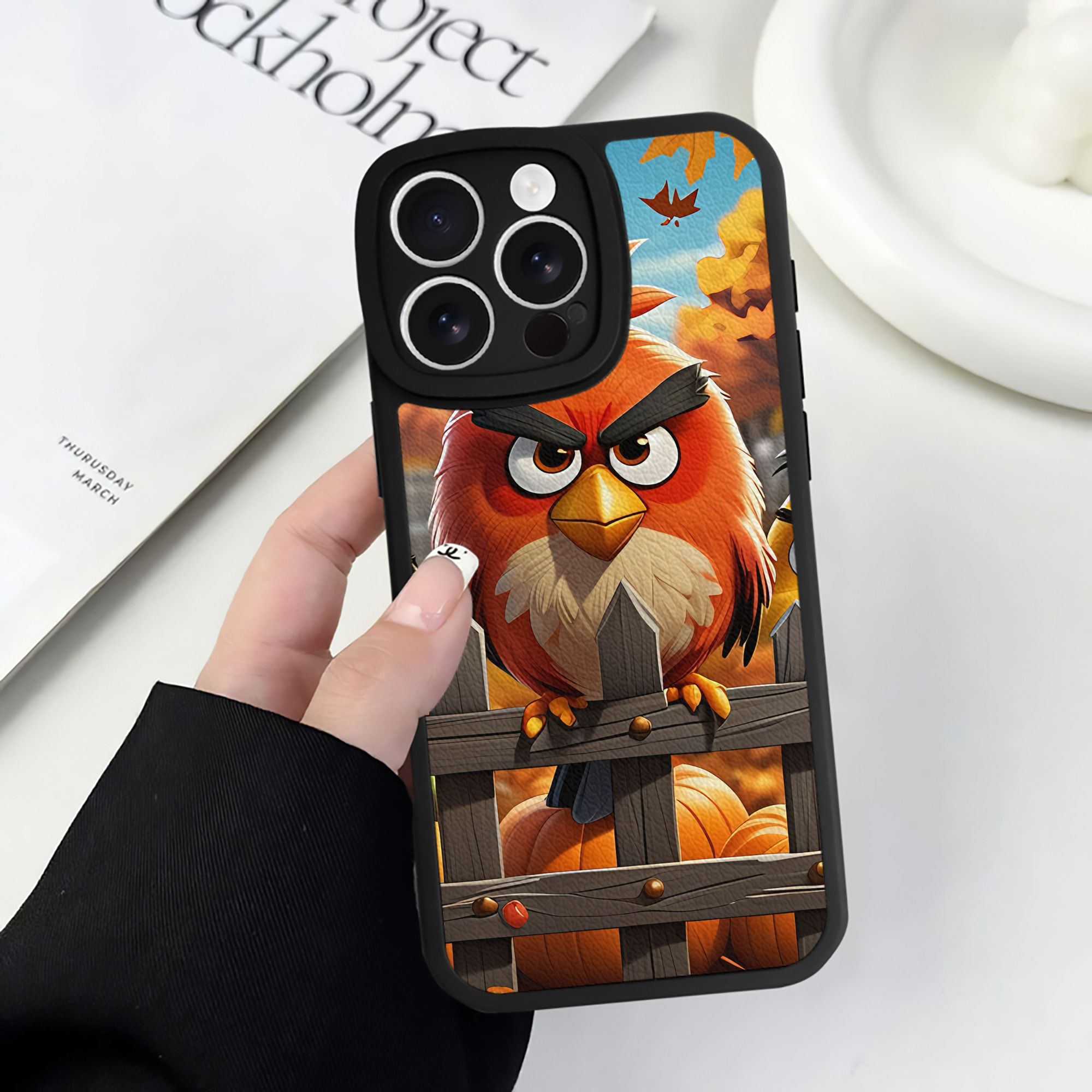 （画像用） Angry Birds アングリーバード 【iPhone 16シリーズ対応】シリコンスマホケース（レザー調） 材質：シリコン